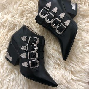 Toga Pulla boots brand new